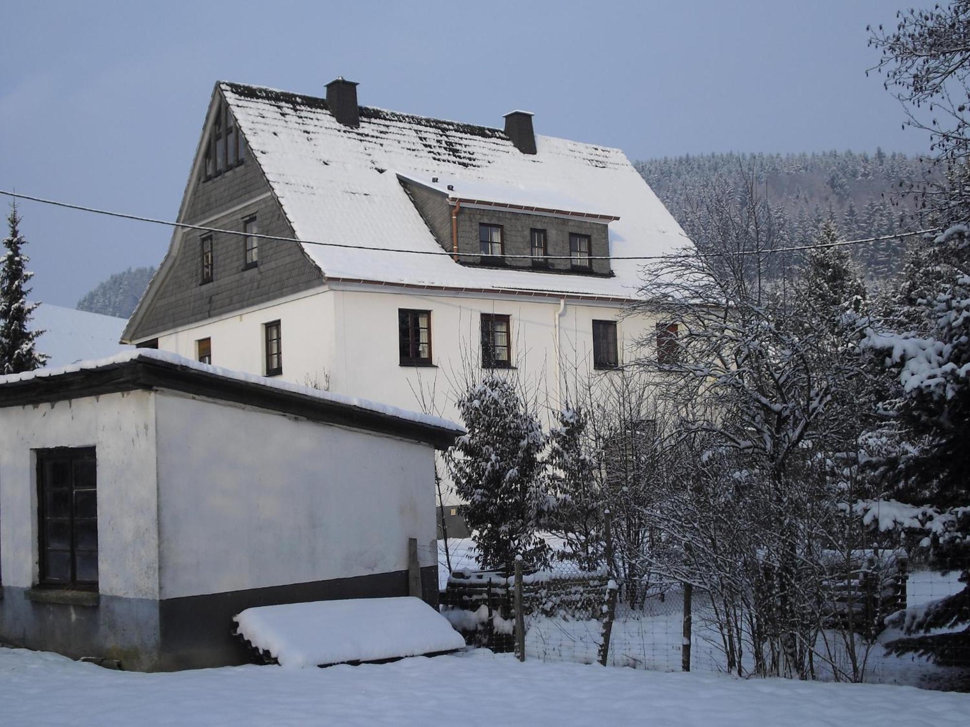 Quiet cozy apartment in Menkhausen Sauerland close to the ski area Schmallenberg Buitenkant foto